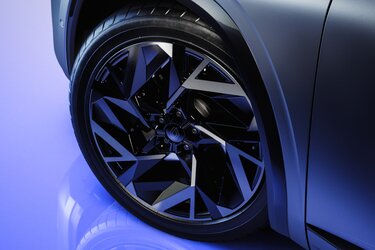 Renault Koleos full hybrid E-Tech - 20'' peak alloy-wheel