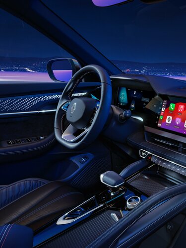 Renault Koleos full hybrid E-Tech - customizable ambiant lighting