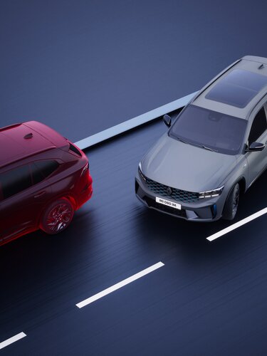 Renault Koleos full hybrid E-Tech - evasive maneuver assist