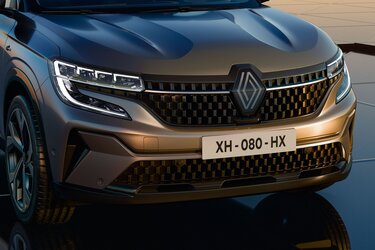 signature lumineuse - Renault Austral E-Tech full hybrid