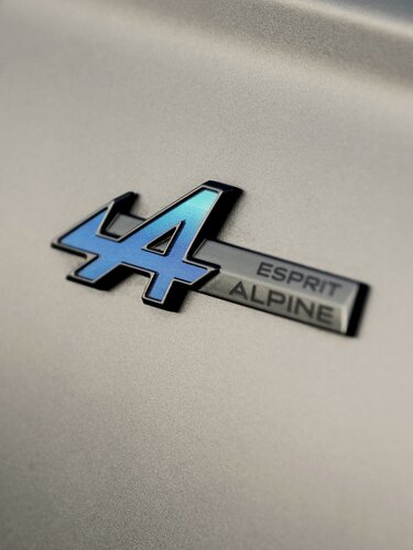 Austral versiune Esprit Alpine - emblemă Esprit Alpine