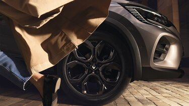 Renault Captur Rive Gauche – schwarze 18-Zoll-Leichtmetallräder