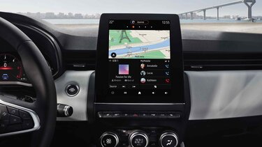 CLIO interior driver's screen