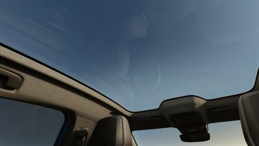 Renault Rafale E-Tech full hybrid ‒ panoramatická strecha solarbay