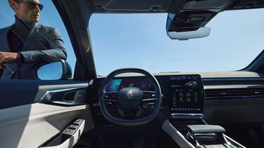 digital care service - financement et services - Renault Espace full hybrid E-Tech 