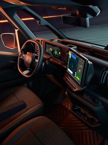 Renault Goelette E-Tech - 10'' and 12'' driver-oriented screens