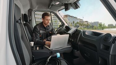 Renault - MASTER Z.E. Services connectés