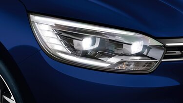 Renault SCENIC headlights