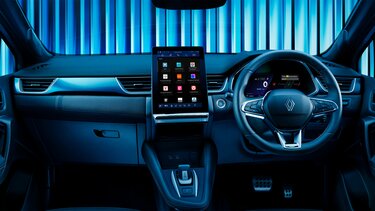 Renault Symbioz full hybrid E-Tech - connected driving experience