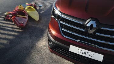 Trafic Passenger - přední část - Renault
