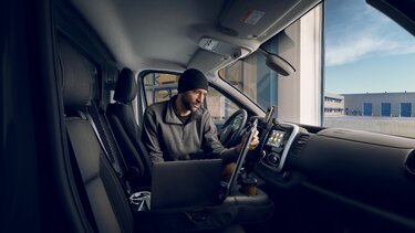 Renault TRAFIC occasion dashboard rijdende werkplek