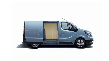 новото Renault Trafic – комплект с дървена облицовка