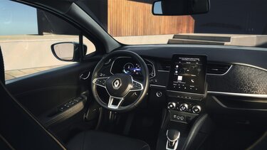 Renault ZOE interior, ecrã, painel de instrumentos 