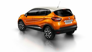 Orange Renault CAPTUR rear