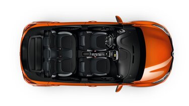 Orange Renault CAPTUR interior