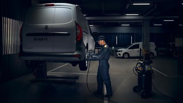 Zakelijke klanten bij Renault: gereviseerde originele onderdelen