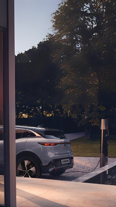 E-Tech electric vehicles